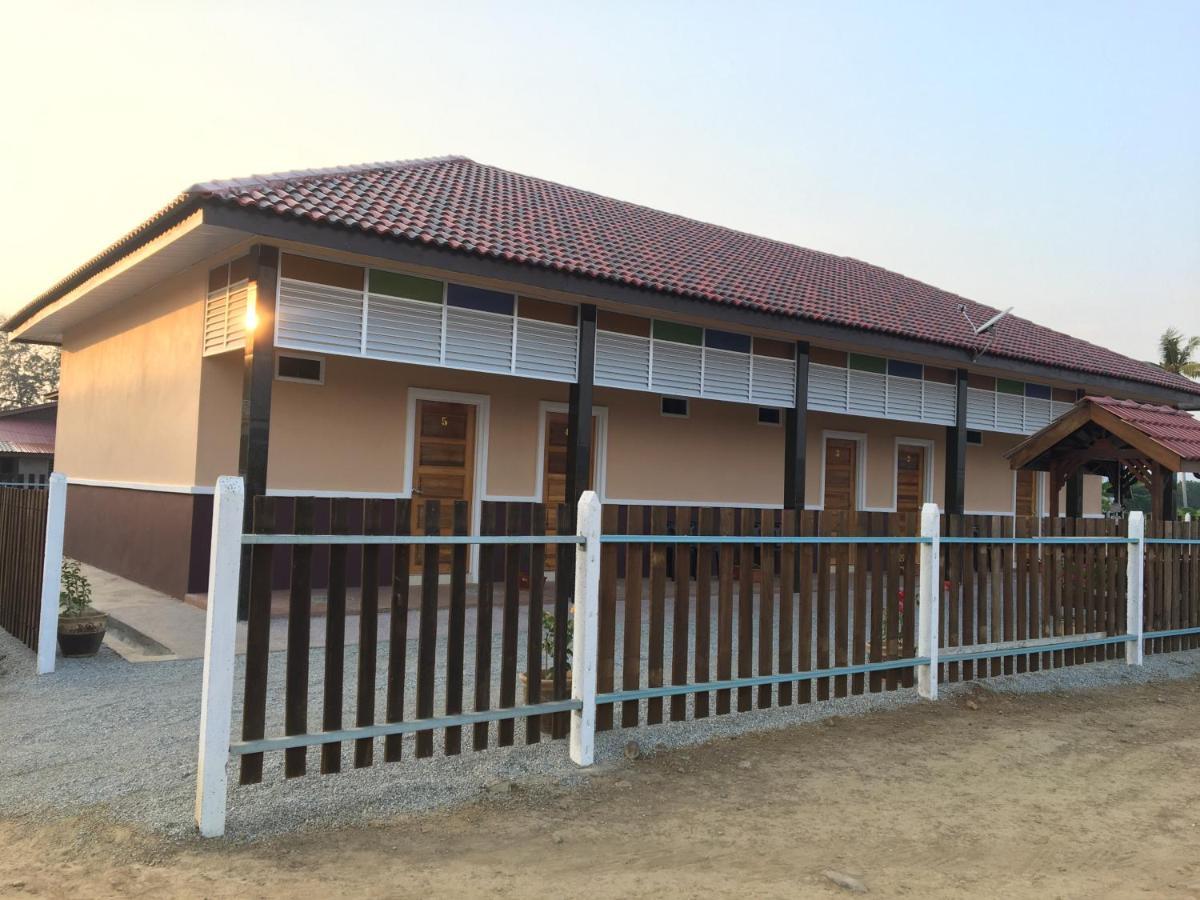 D' Village Cottage Пантай-Ченанг Екстер'єр фото